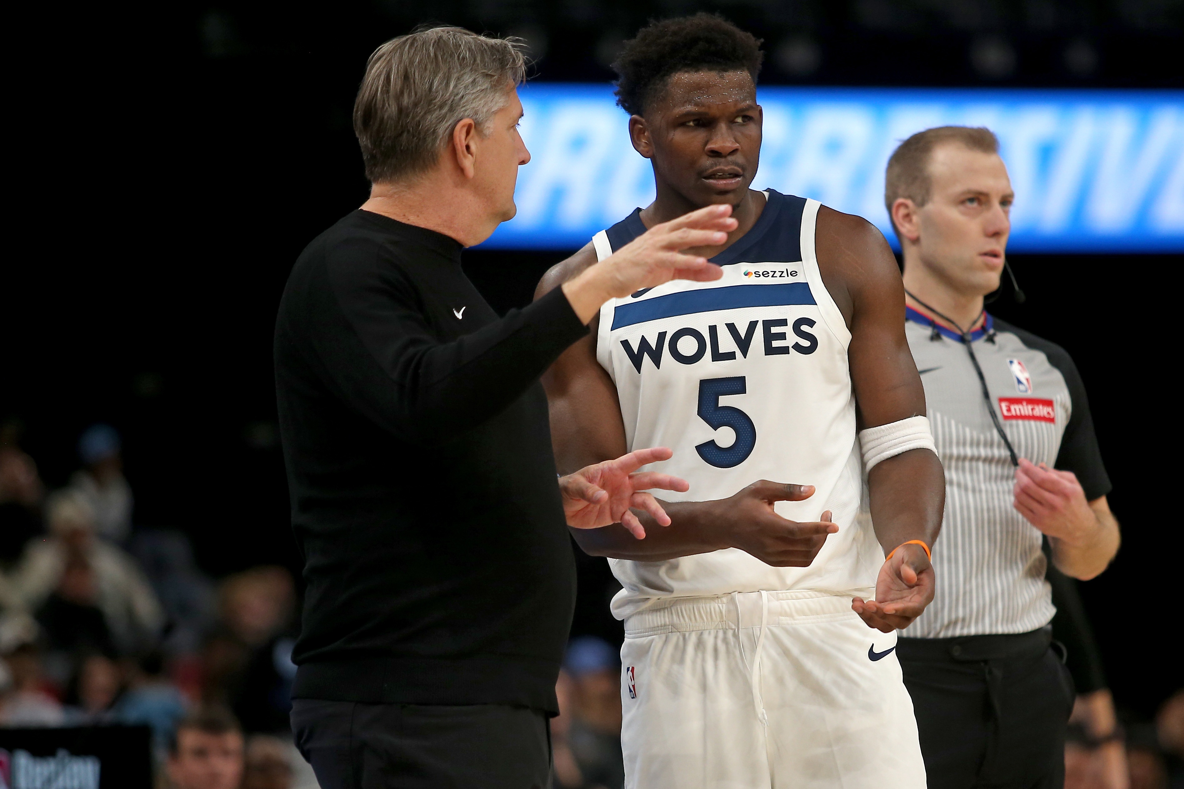 开云体育官网上-芬奇：丢153分不可接受 三连败后必须重整旗鼓 我们清楚我们很强